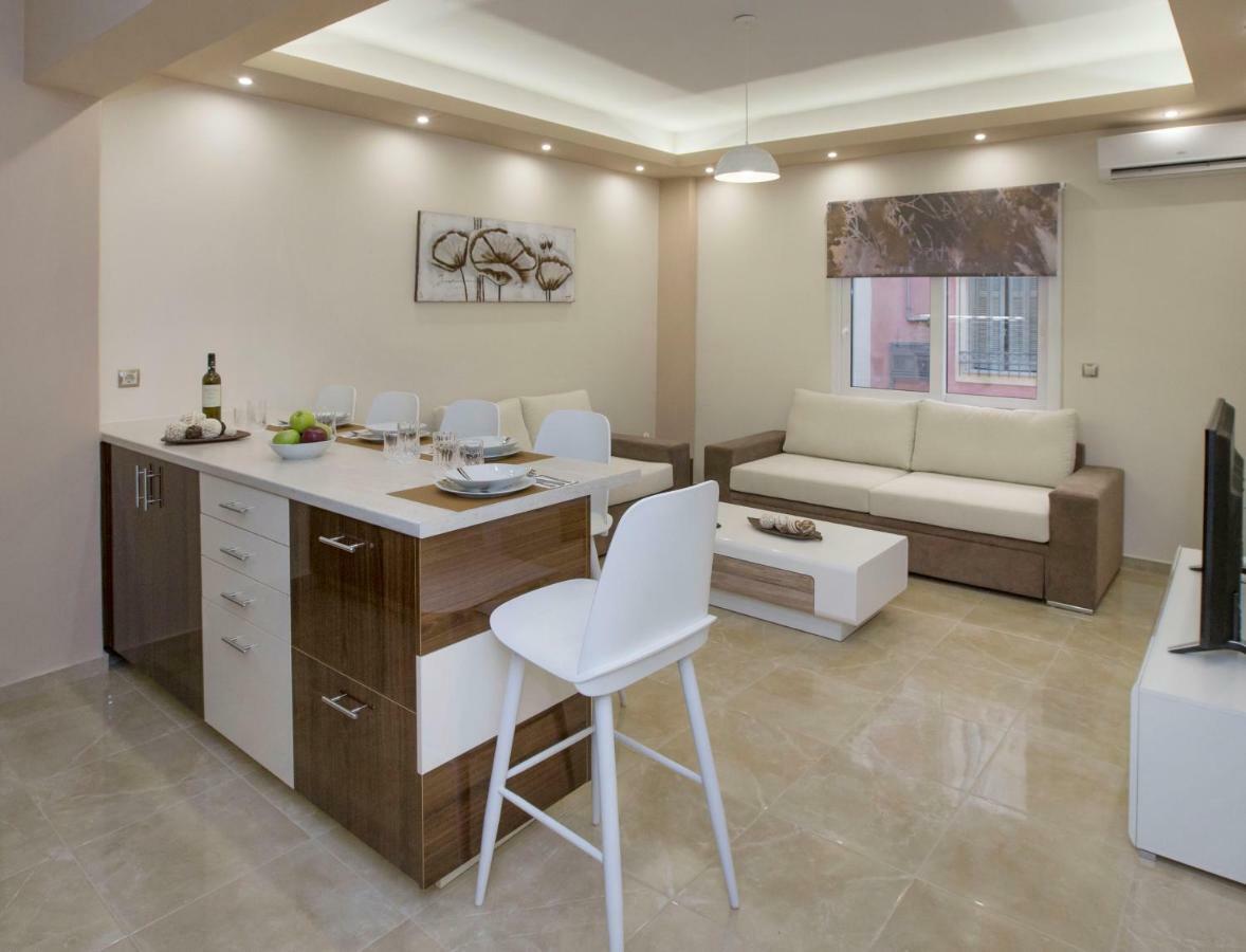 אתונה Spacious & Convenient Place Near Acropolis Museum By Ghh מראה חיצוני תמונה